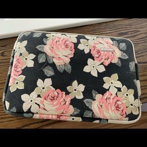 Black, white and pink floral laptop case